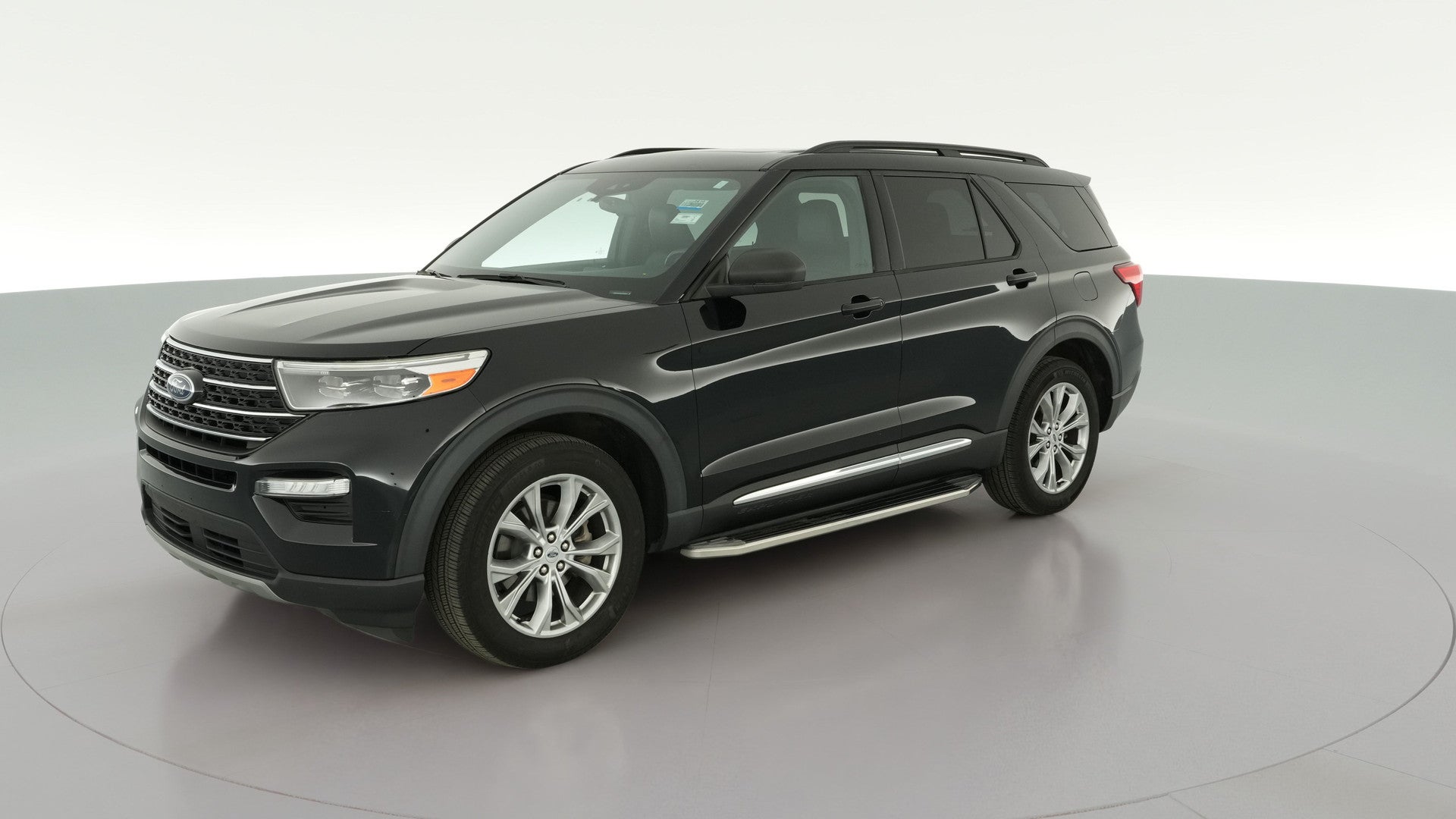 2020 Ford Explorer vehicle photo
