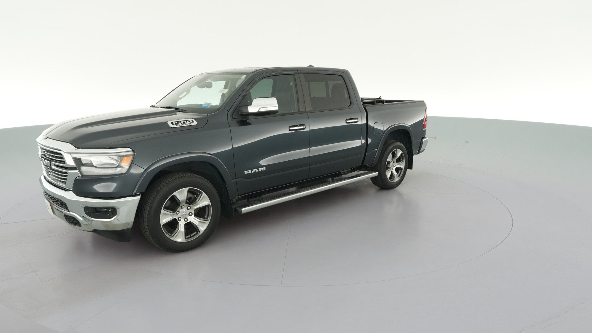2019 Ram 1500 Crew Cab vehicle photo