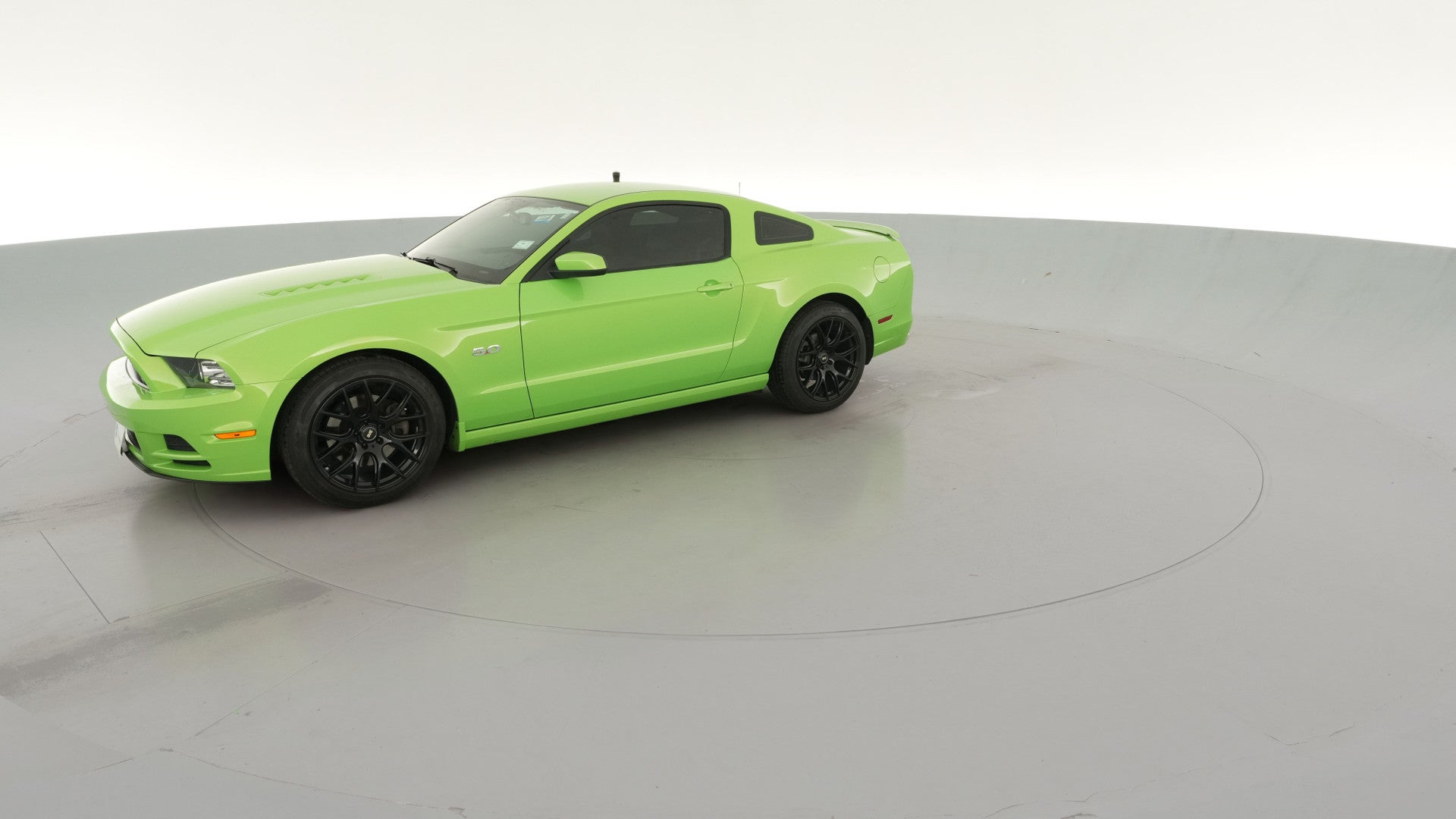 2013 Ford Mustang vehicle photo