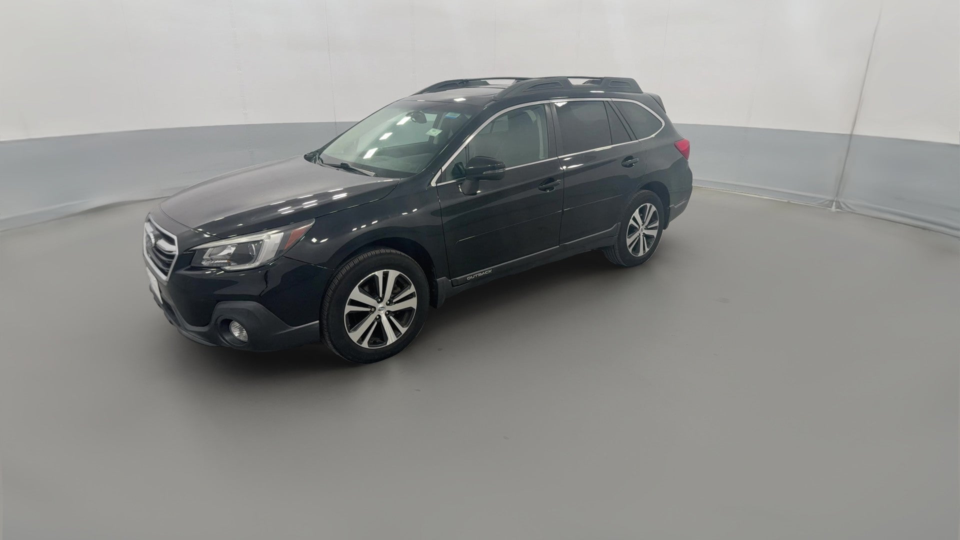 2018 Subaru Outback vehicle photo
