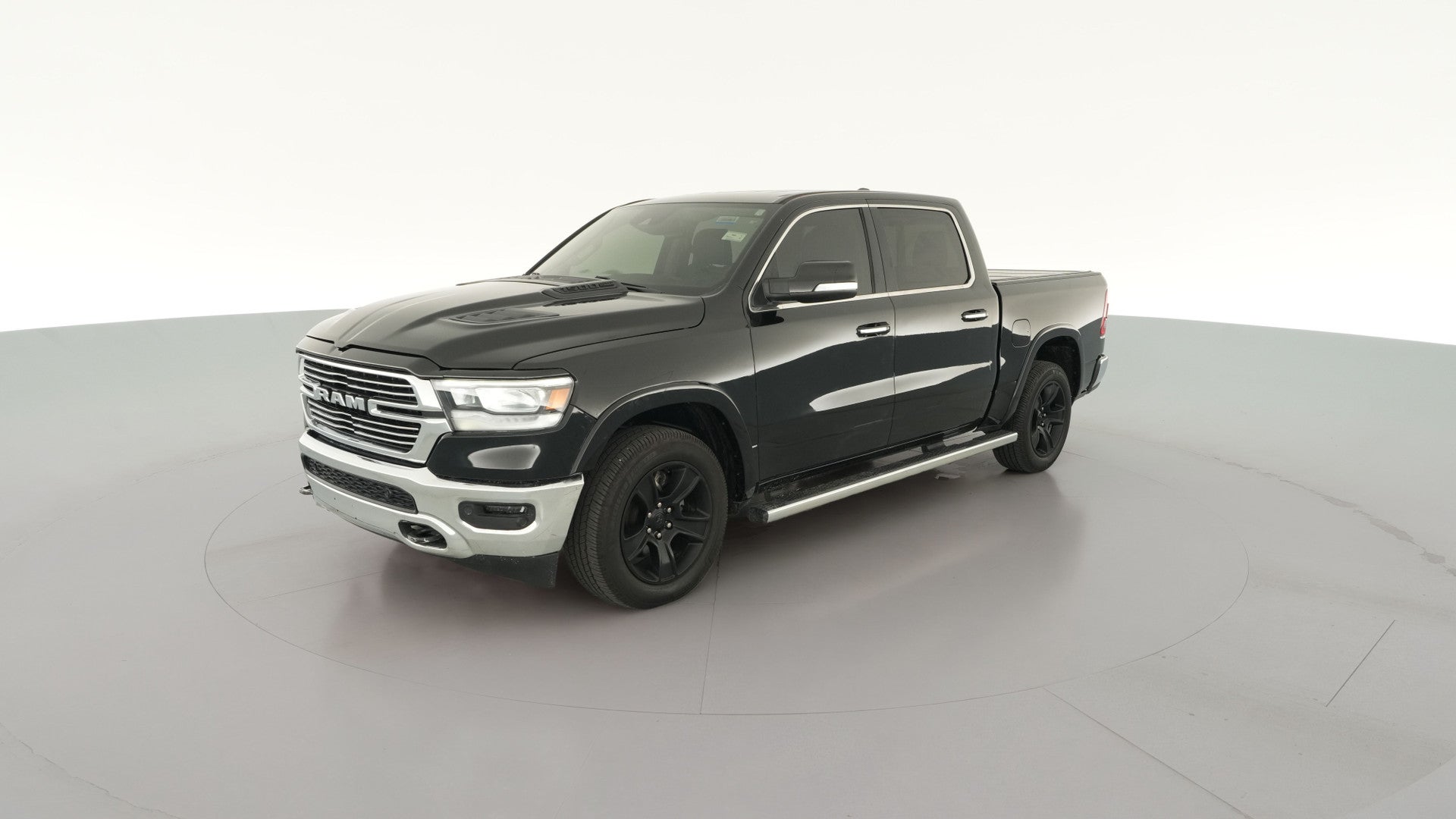 2022 Ram 1500 Crew Cab vehicle photo