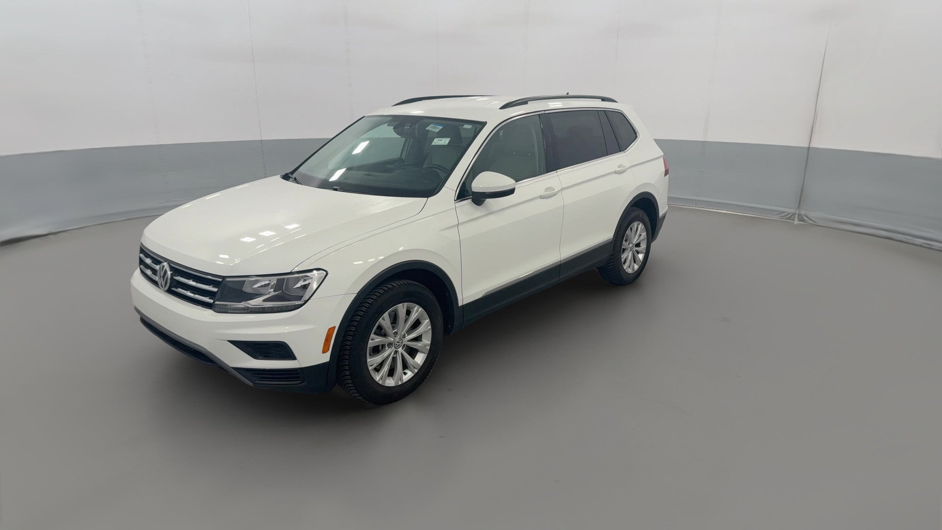 2018 Volkswagen Tiguan vehicle photo