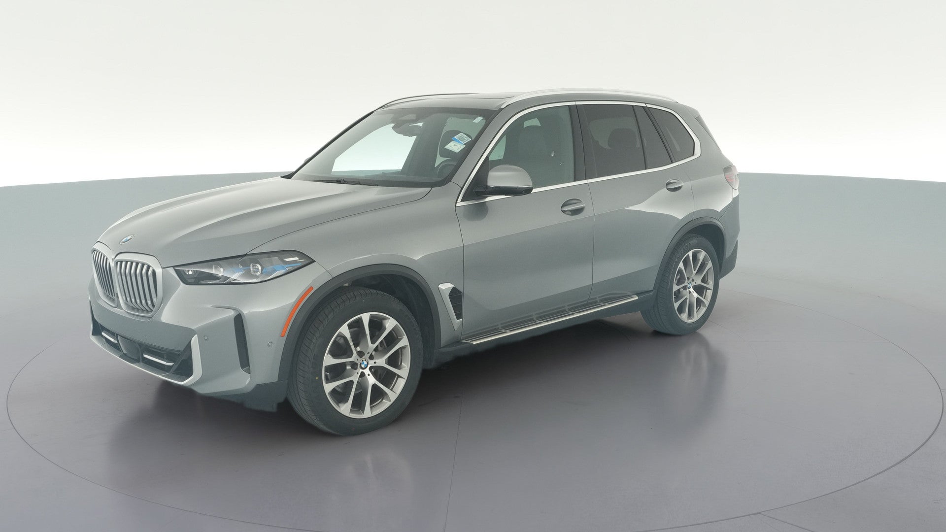 2024 BMW X5 vehicle photo