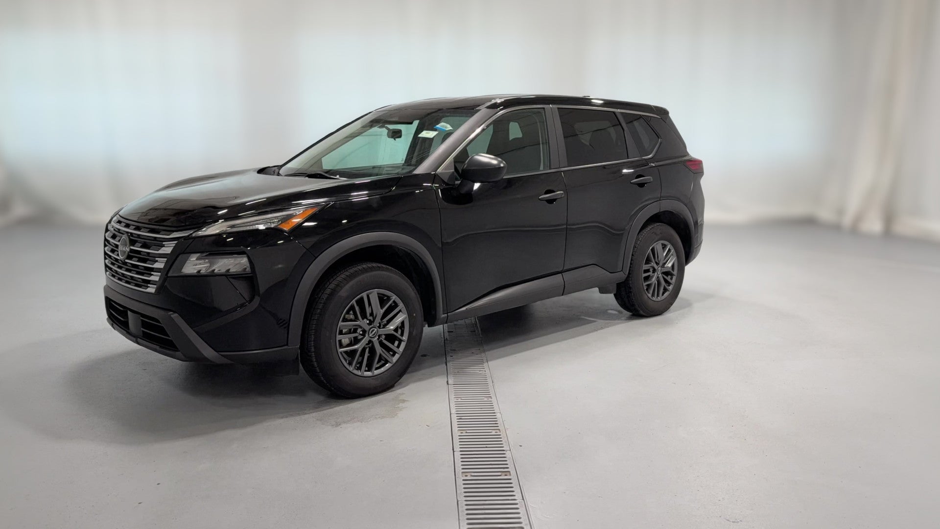 2024 Nissan Rogue vehicle photo