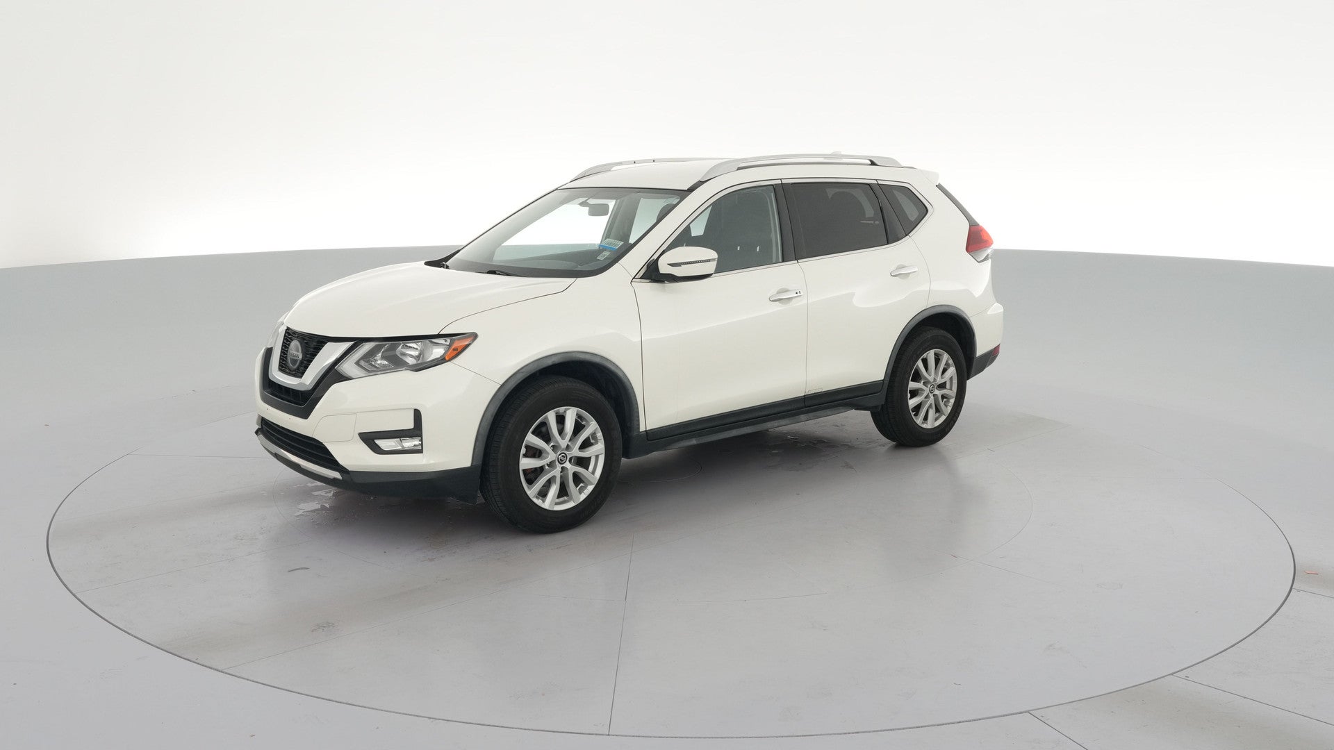 2018 Nissan Rogue vehicle photo