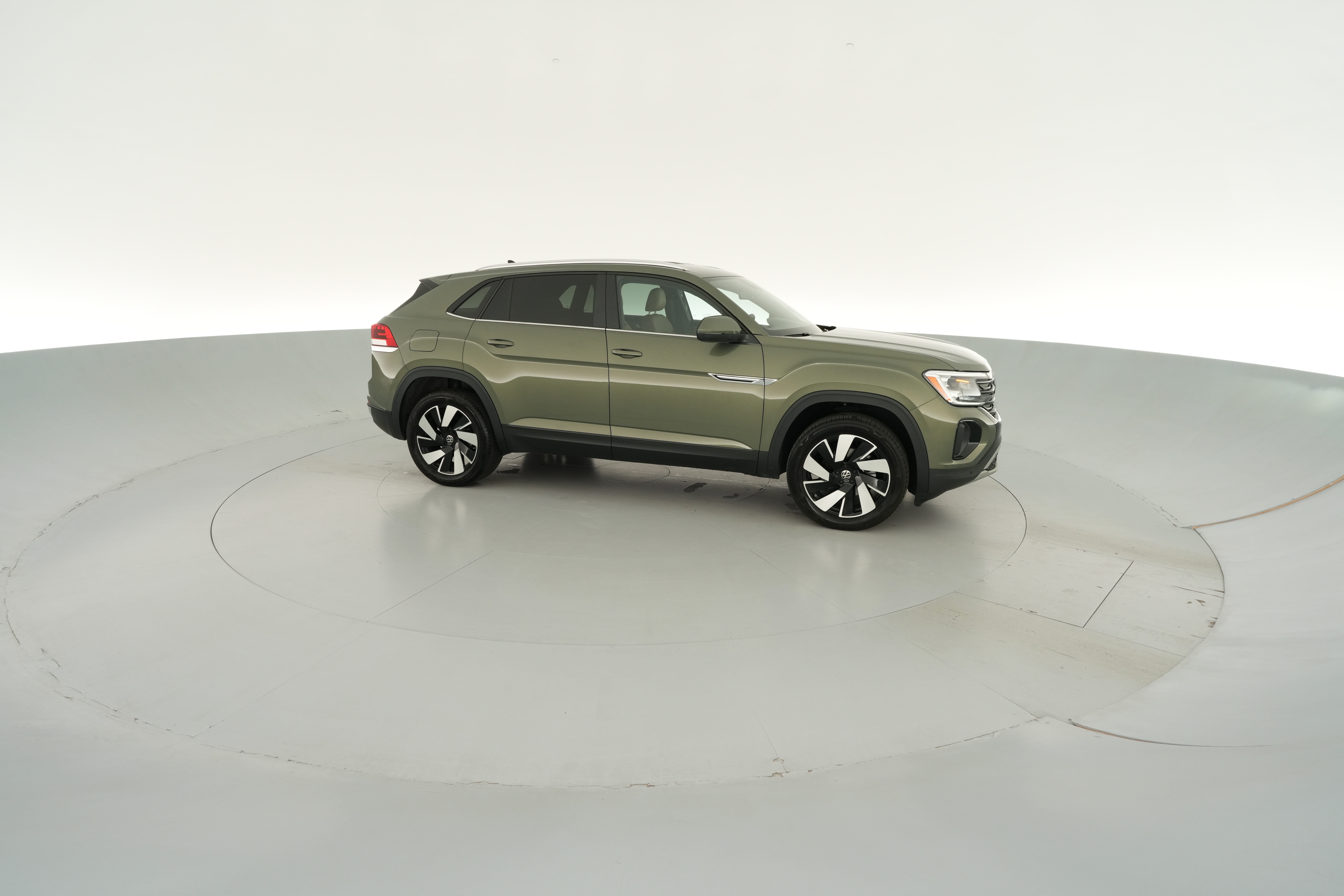 2026 Volkswagen Atlas Cross Sport SE w/Tech - Photo 35