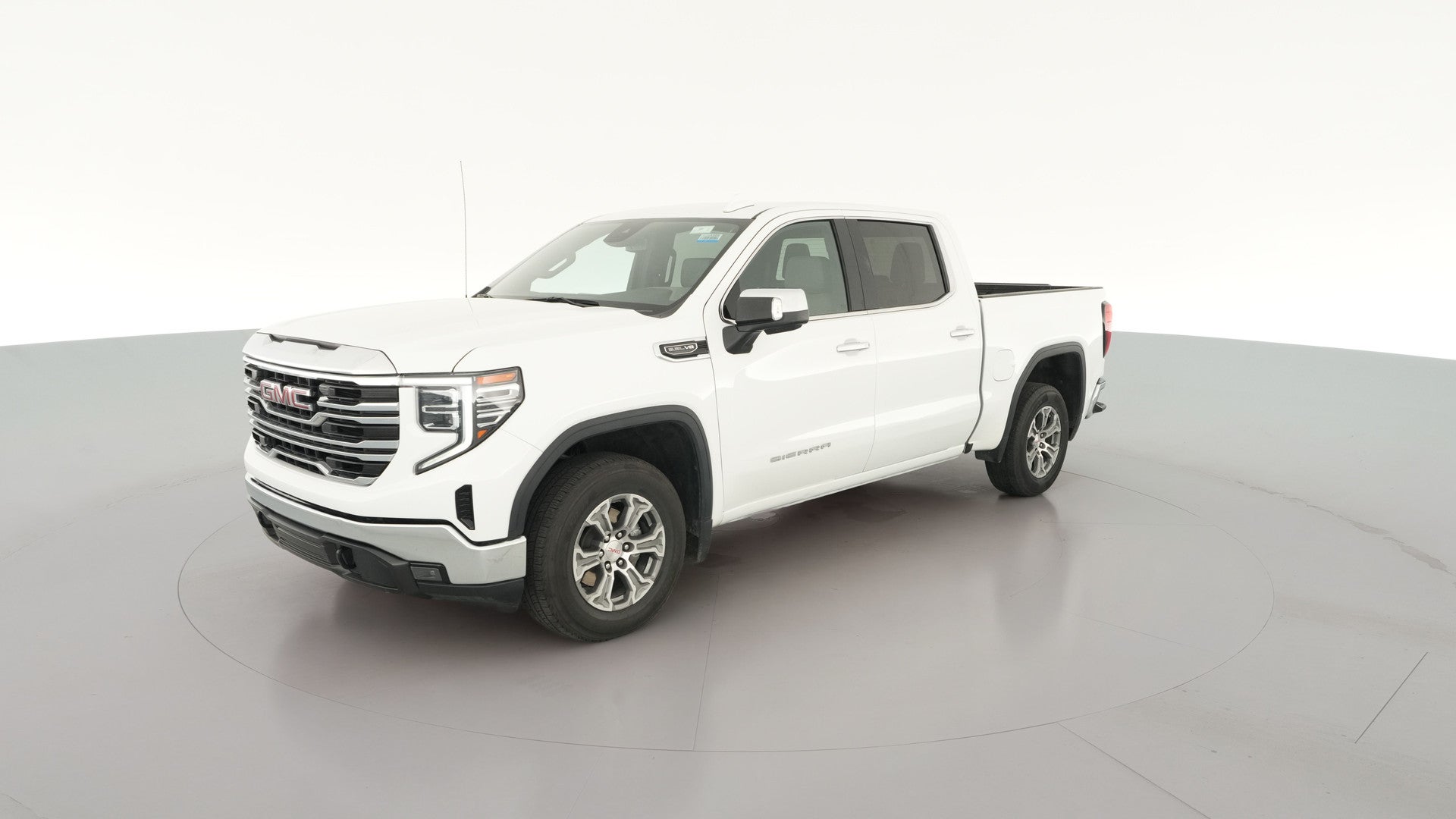 2024 GMC Sierra 1500 Crew Cab vehicle photo