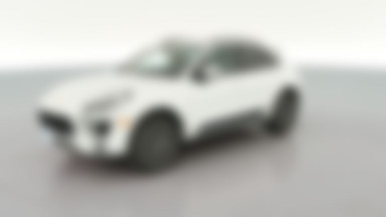 2018 Porsche Macan vehicle photo