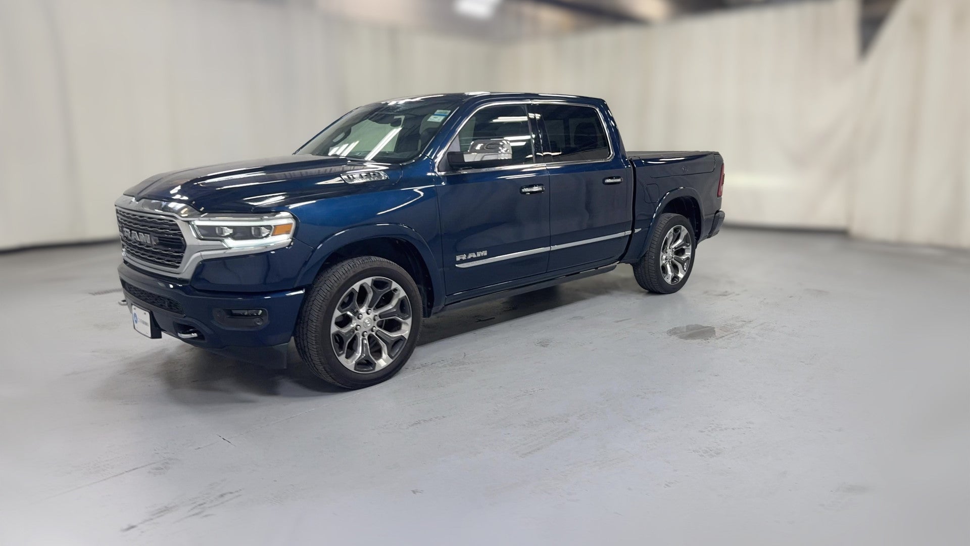 2020 Ram 1500 Crew Cab vehicle photo