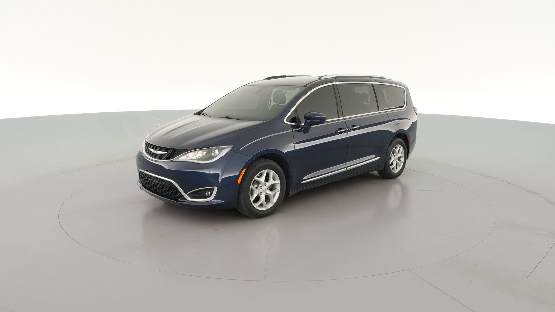 2017 Chrysler Pacifica vehicle photo