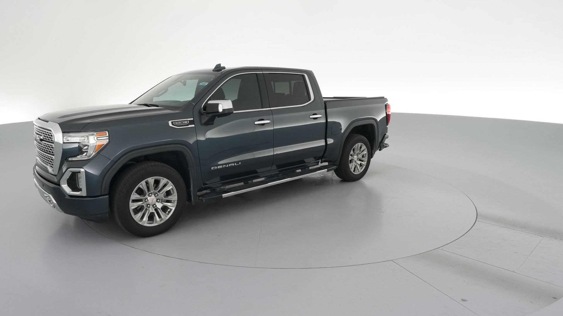 2021 GMC Sierra 1500 Crew Cab vehicle photo