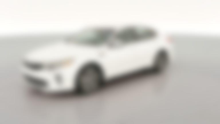 2018 Kia Optima vehicle photo