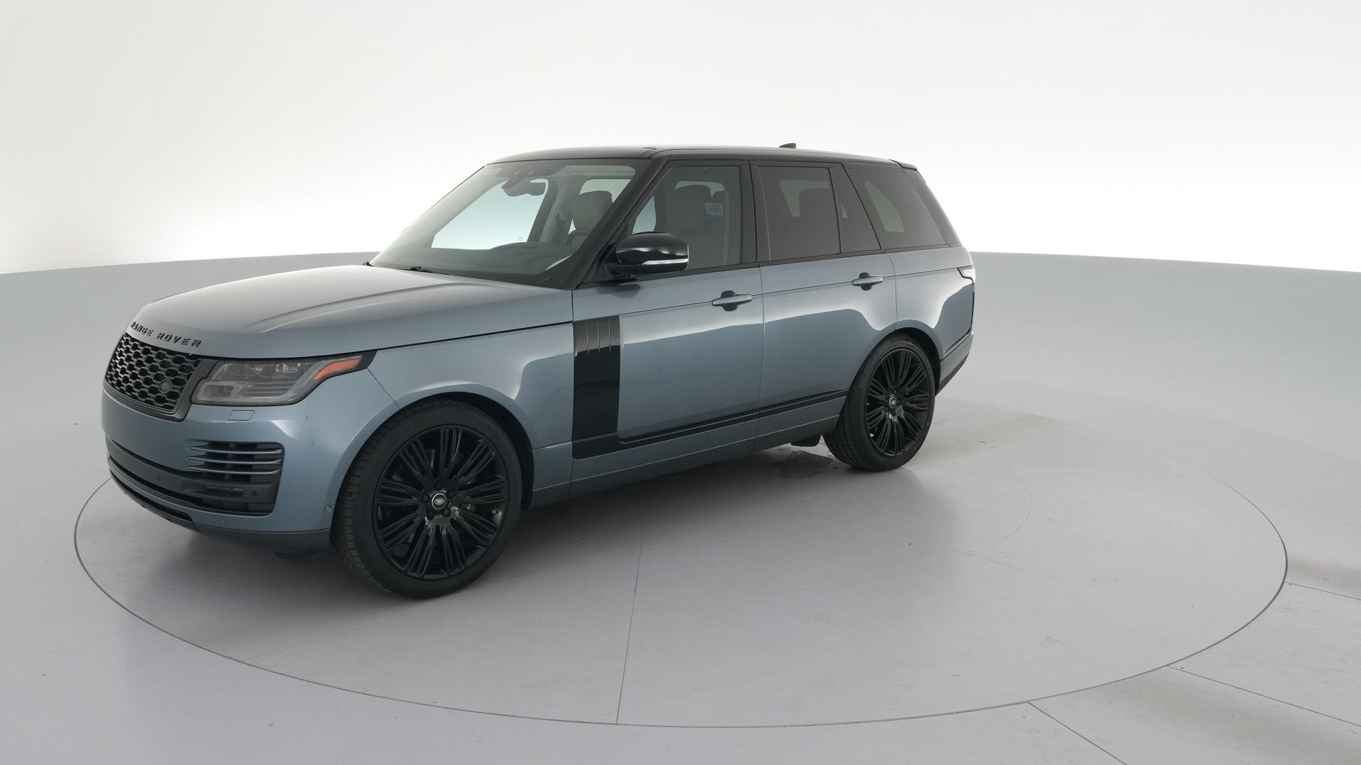2019 Land Rover Range Rover vehicle photo
