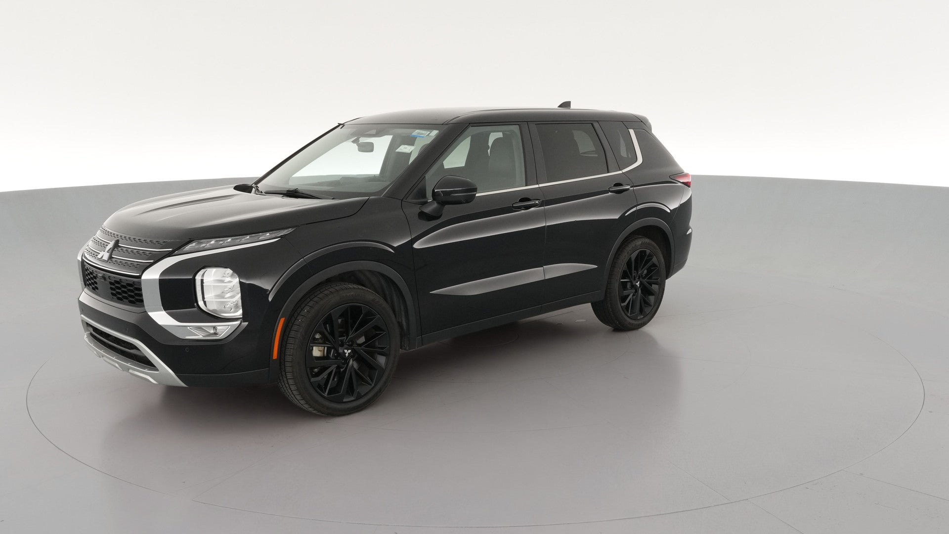 2024 Mitsubishi Outlander vehicle photo