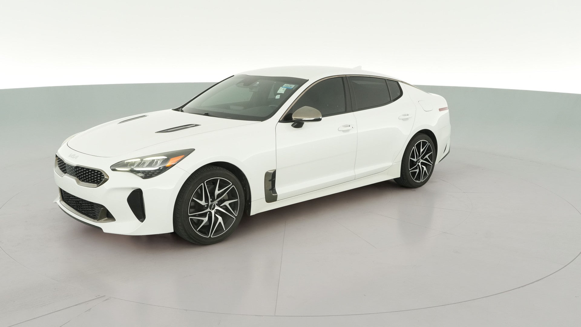 2022 Kia Stinger vehicle photo