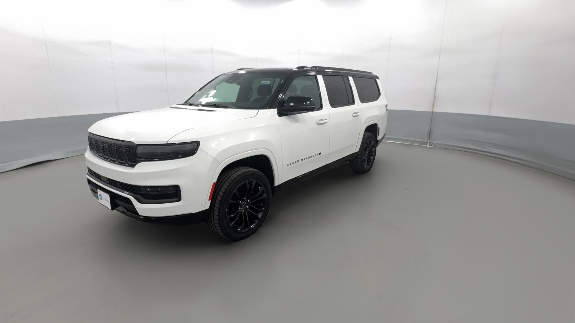 2024 Jeep Grand Wagoneer L vehicle photo