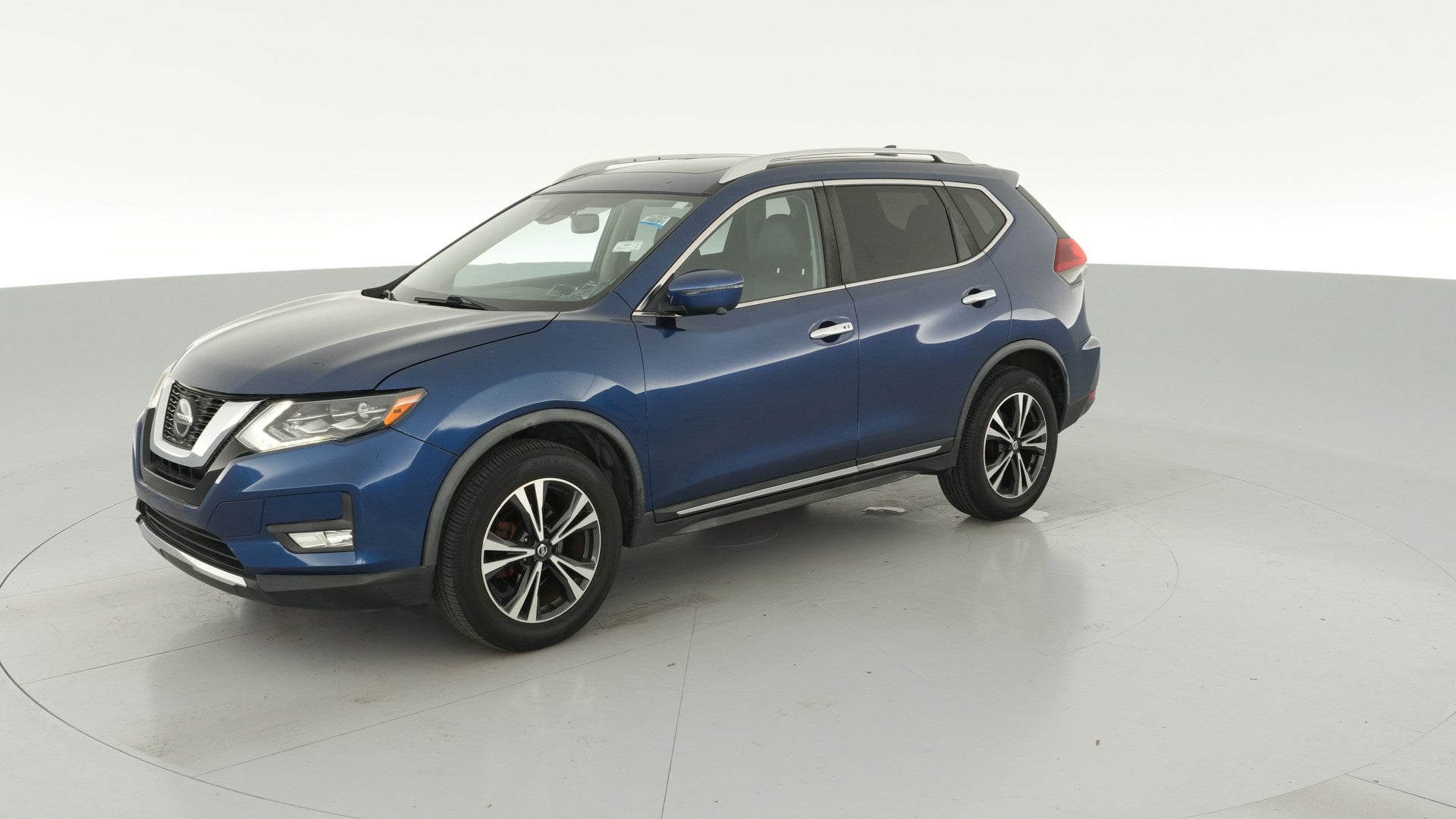 2018 Nissan Rogue vehicle photo