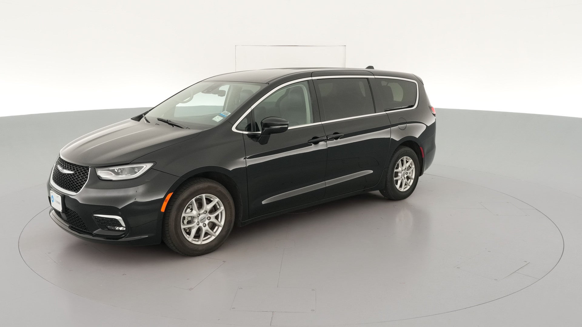 2024 Chrysler Pacifica vehicle photo