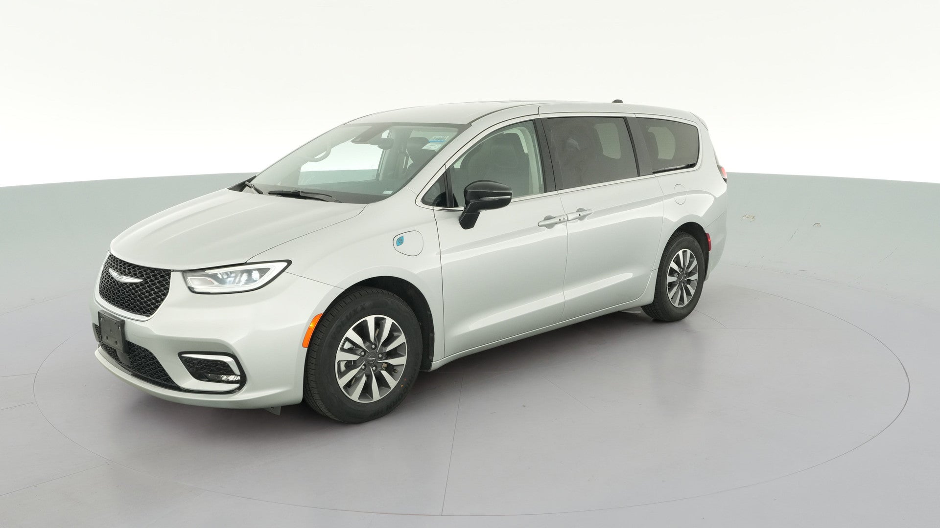 2024 Chrysler Pacifica Hybrid vehicle photo
