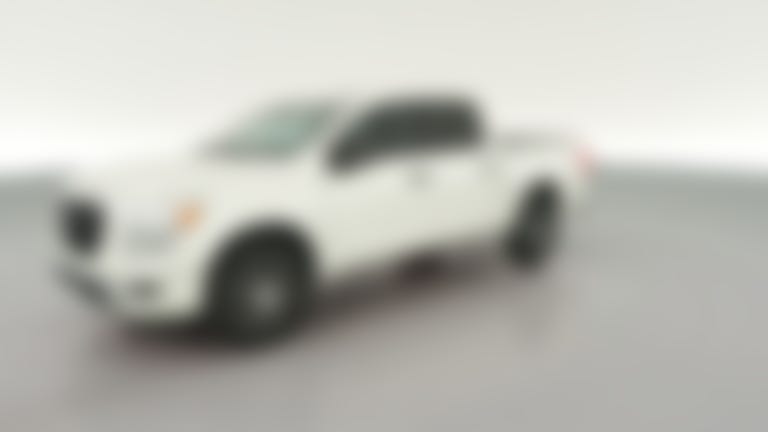 2021 Nissan Titan Crew Cab vehicle photo