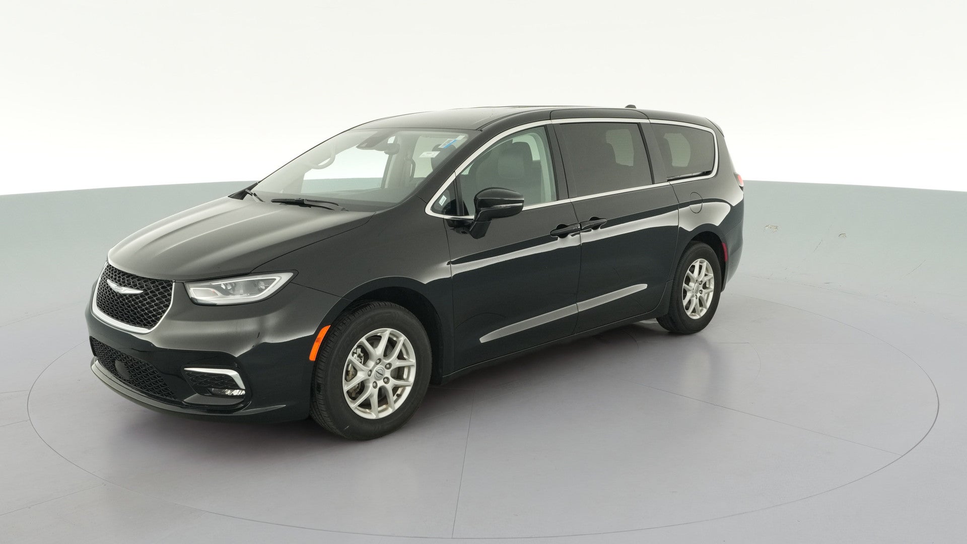 2024 Chrysler Pacifica vehicle photo