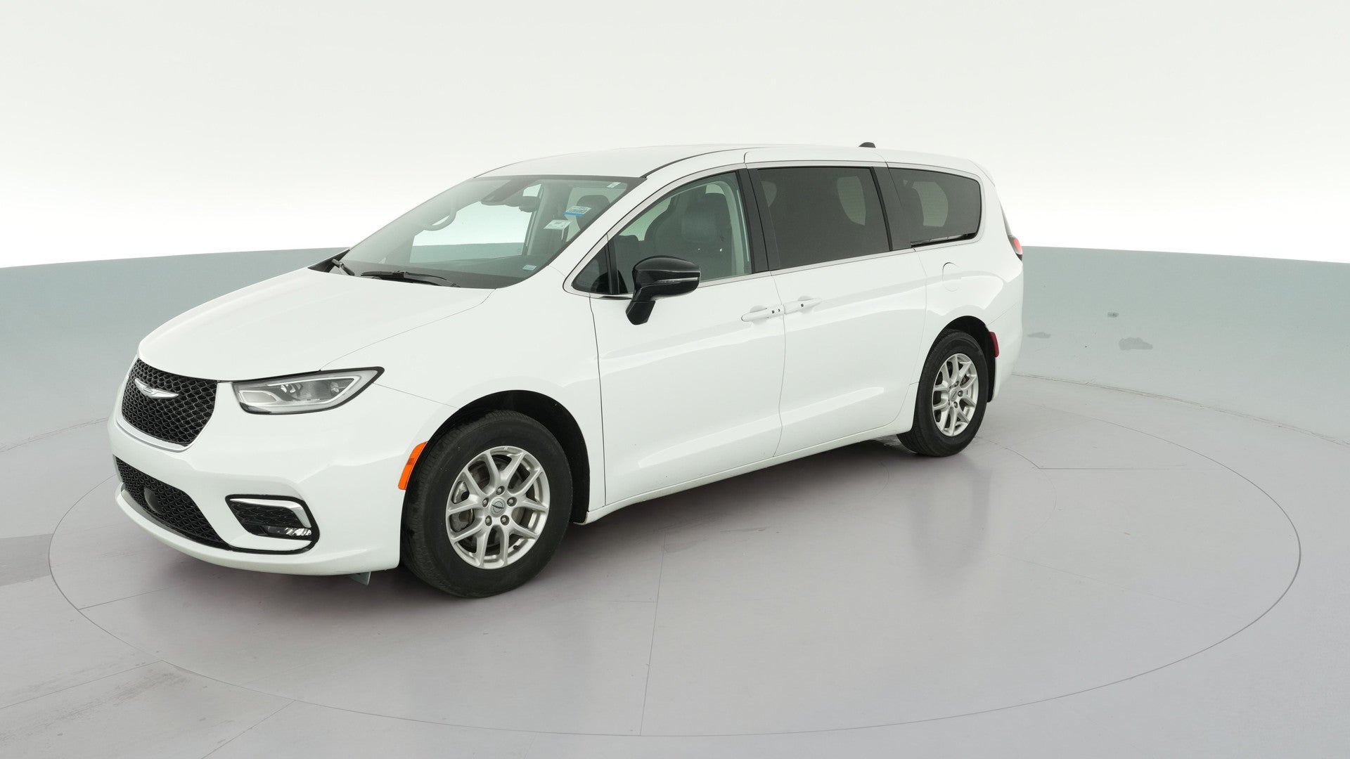 2024 Chrysler Pacifica vehicle photo