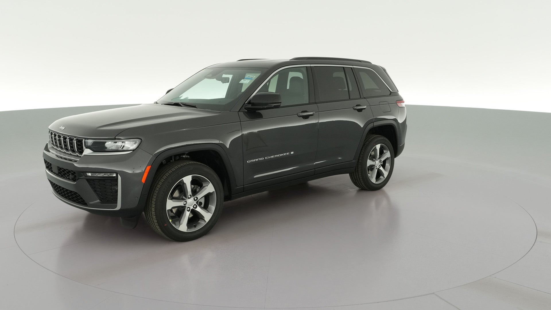 2026 Jeep Grand Cherokee vehicle photo
