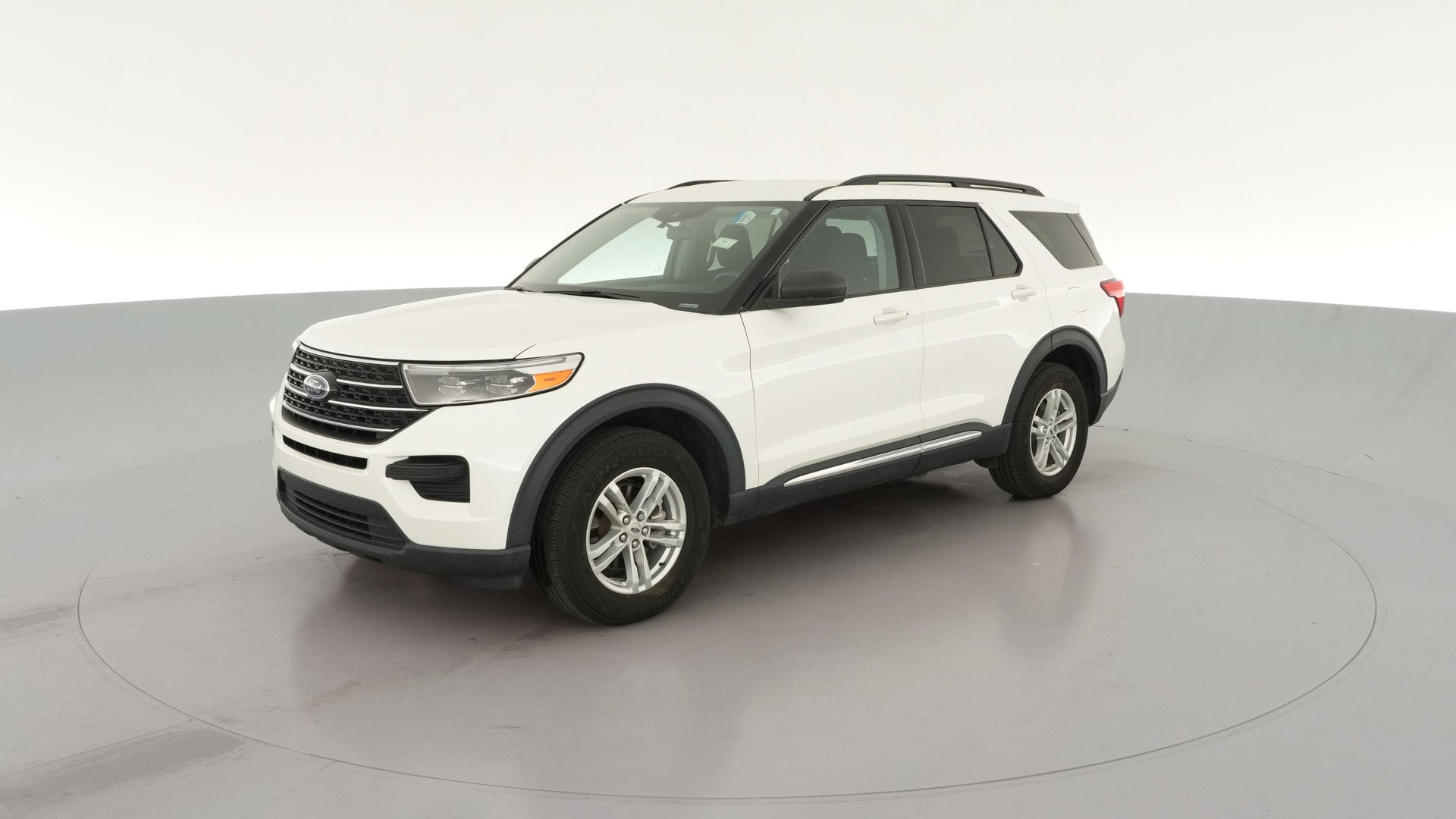 2022 Ford Explorer vehicle photo