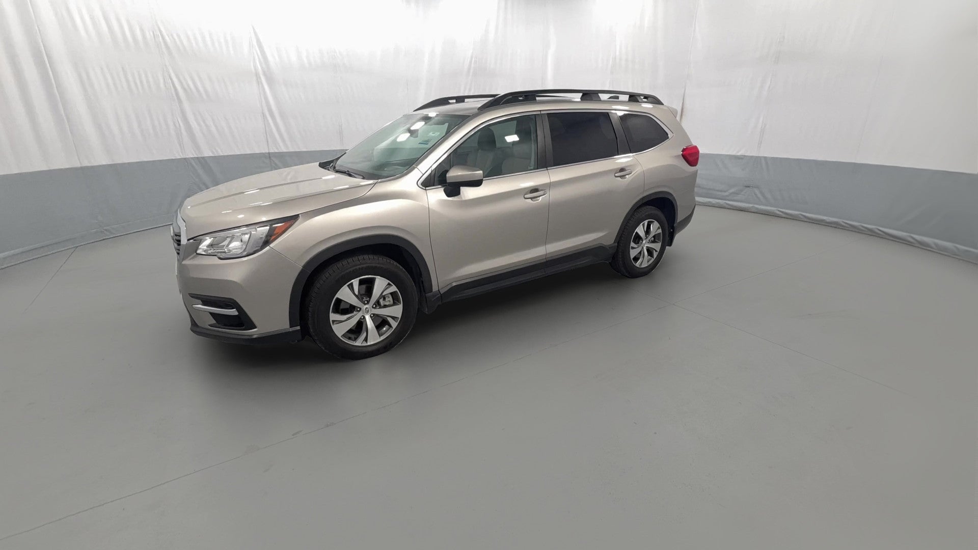 2020 Subaru Ascent vehicle photo