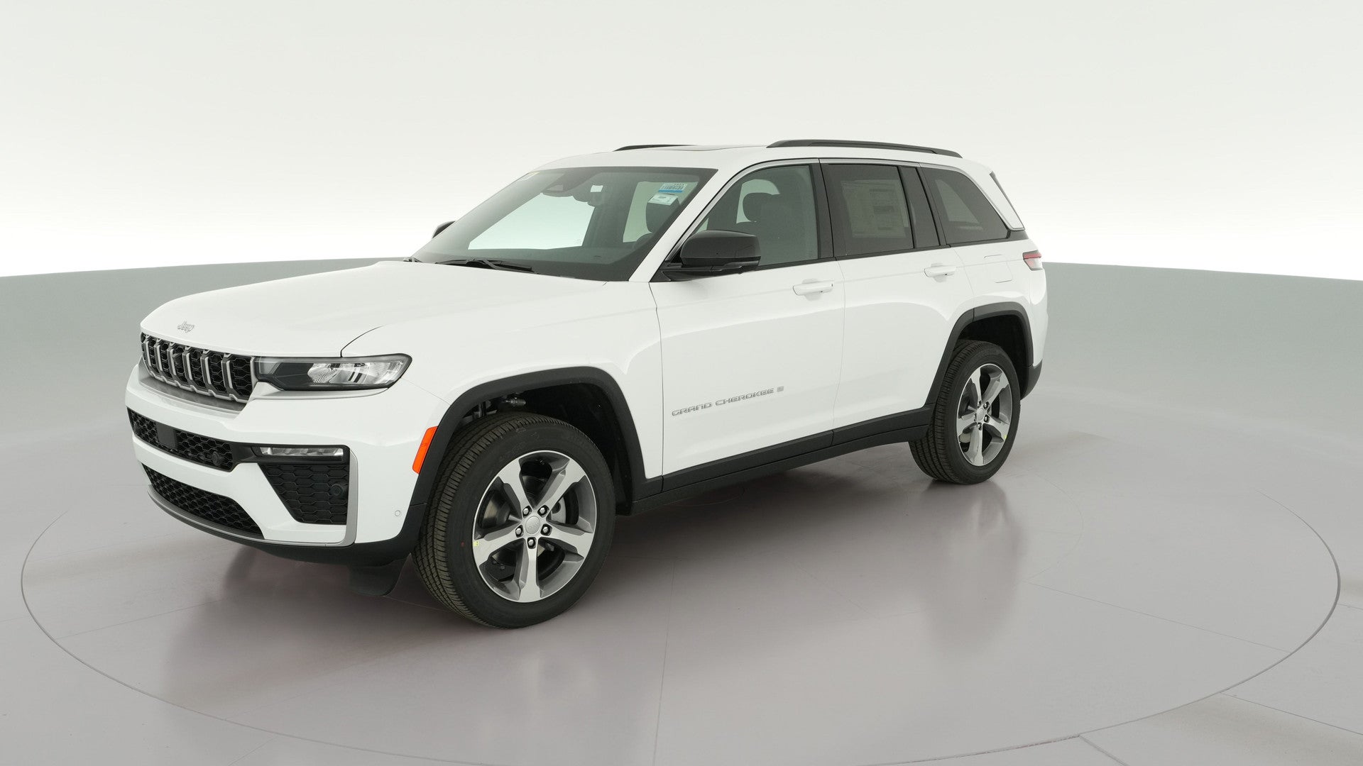 2026 Jeep Grand Cherokee vehicle photo