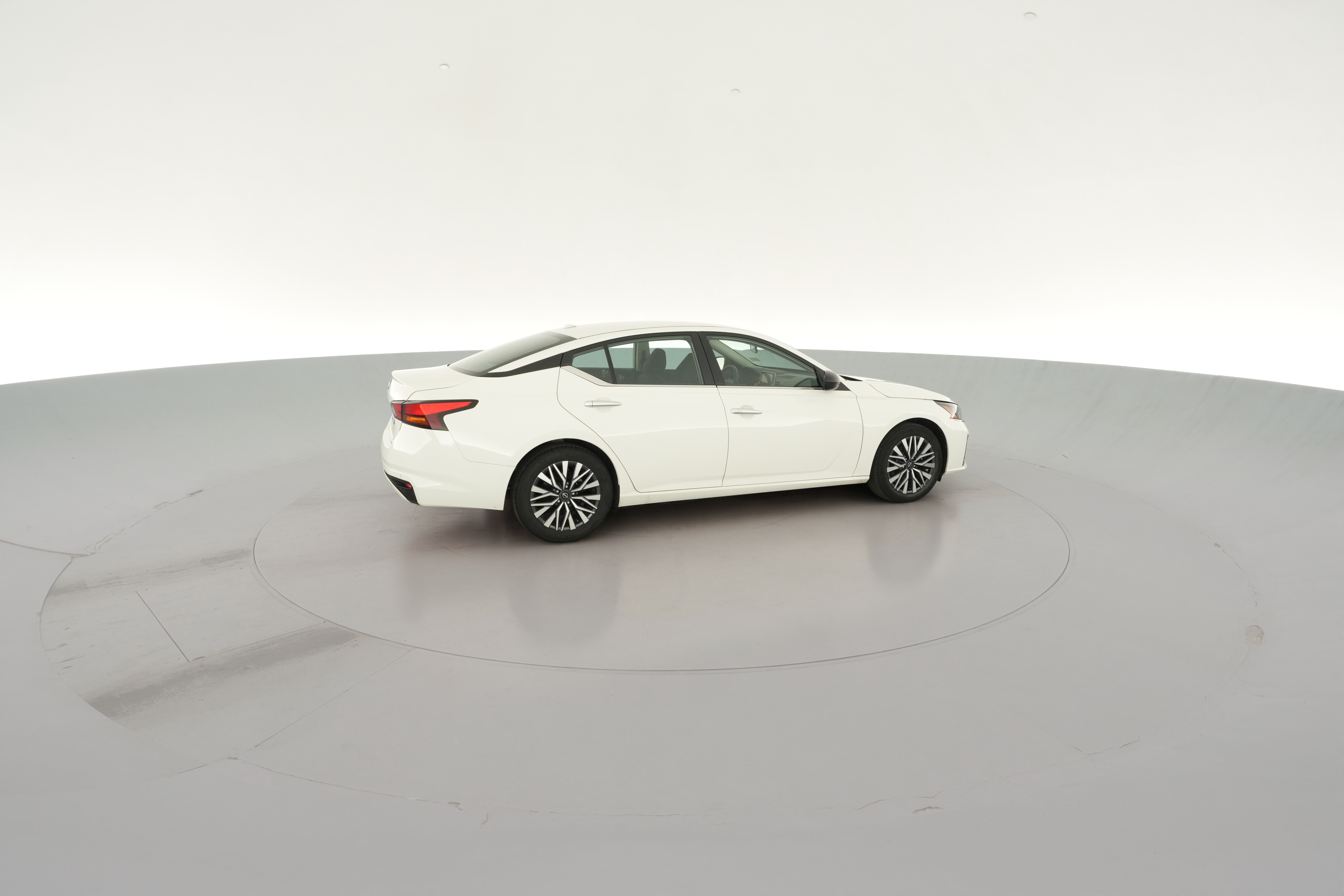 2025 Nissan Altima SV - Photo 34