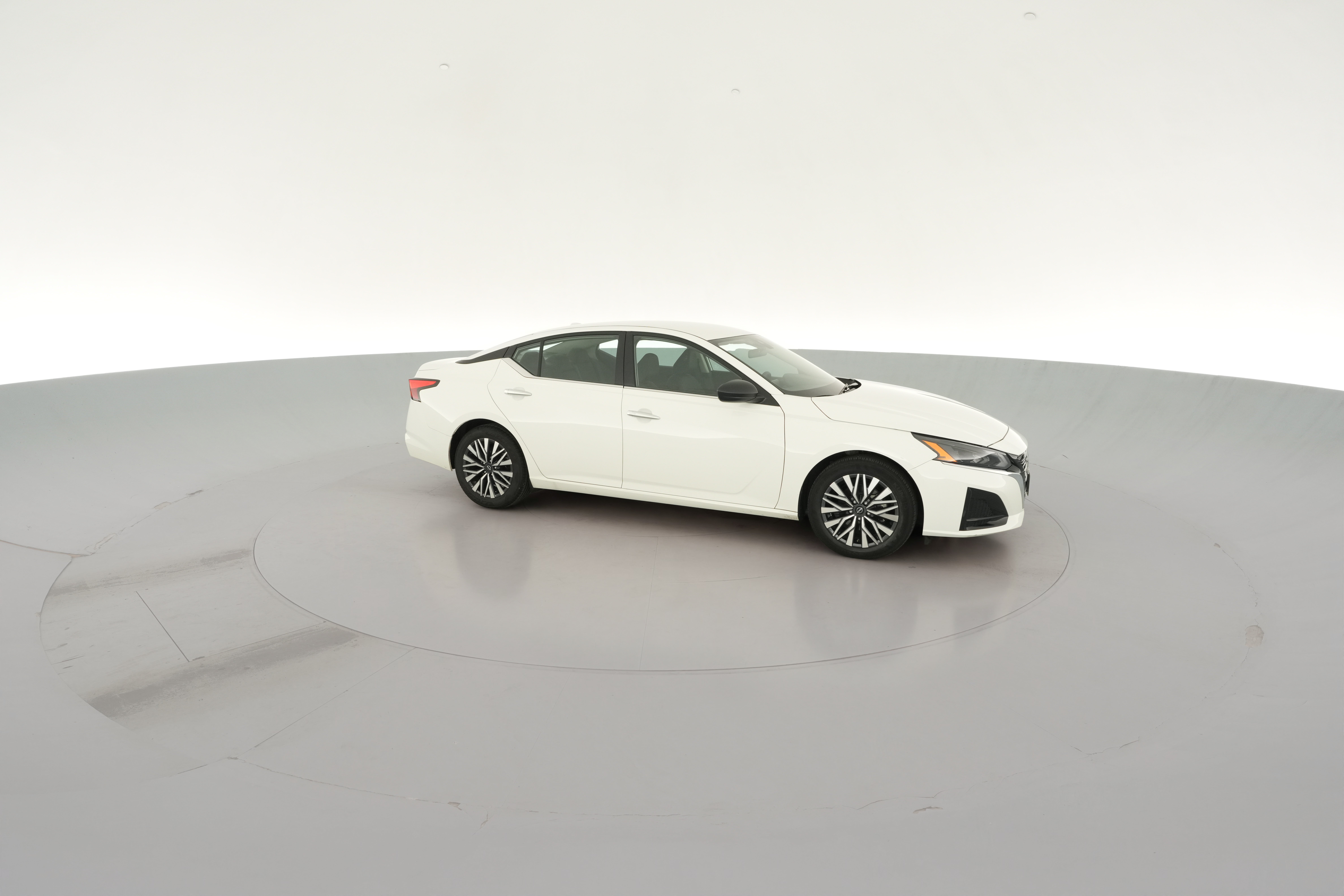 2025 Nissan Altima SV - Photo 36