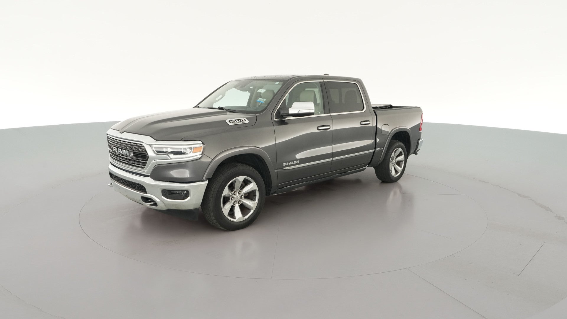 2019 Ram 1500 Crew Cab vehicle photo