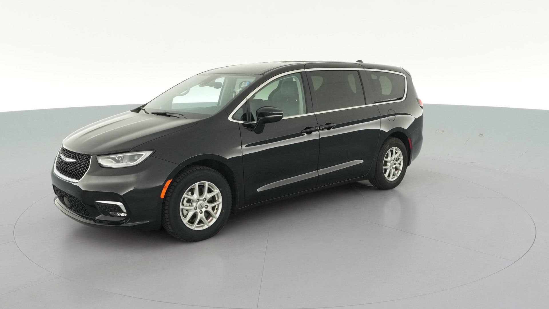 2024 Chrysler Pacifica vehicle photo