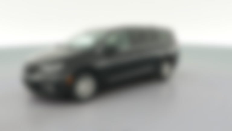 2024 Chrysler Pacifica vehicle photo