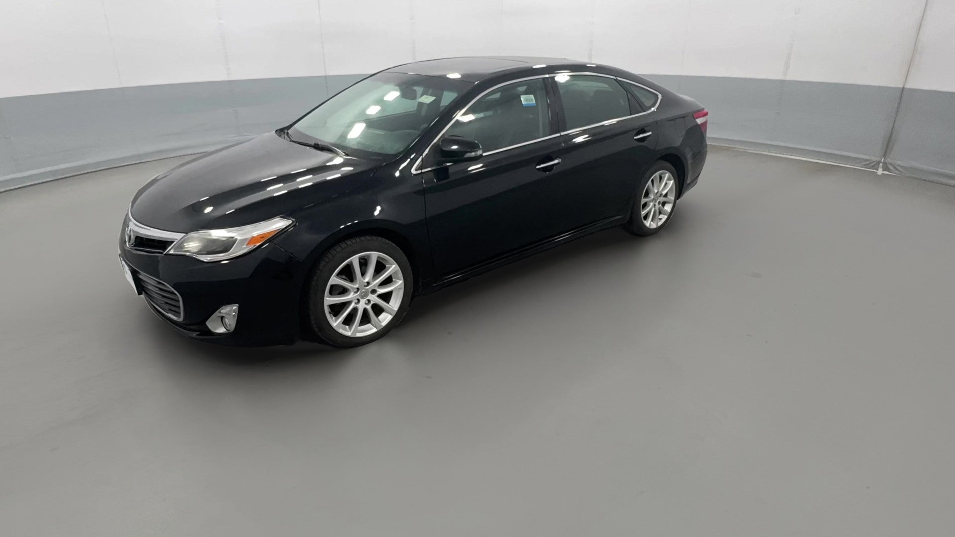 2014 Toyota Avalon vehicle photo