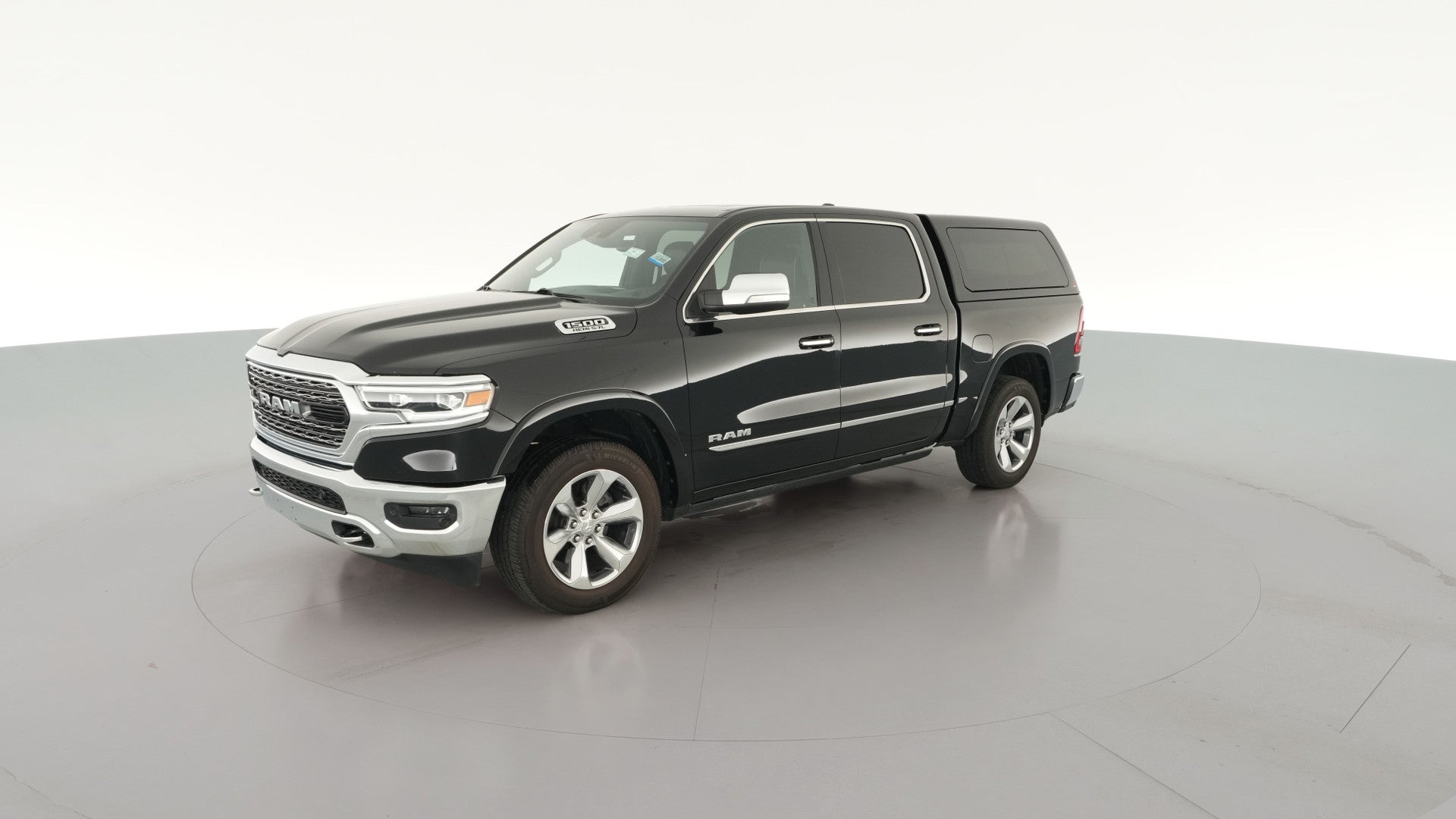 2019 Ram 1500 Crew Cab vehicle photo
