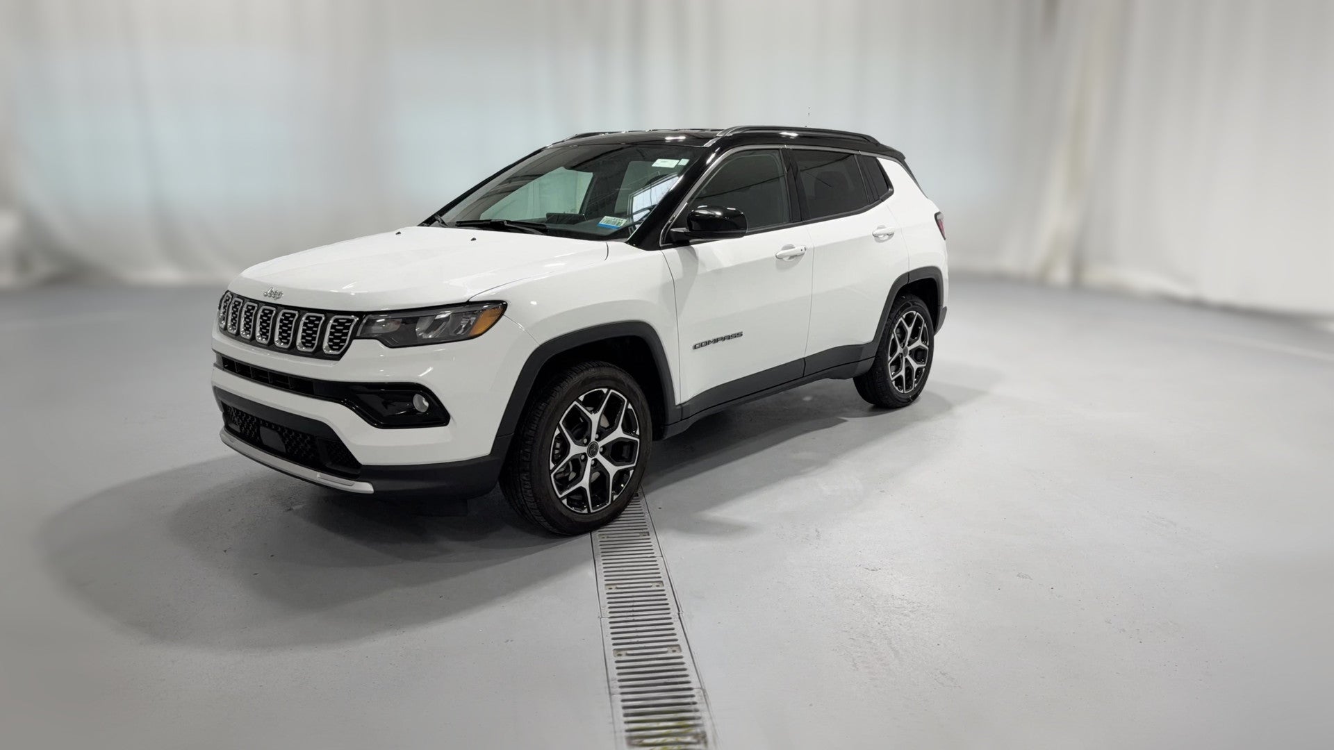 2025 Jeep Compass vehicle photo