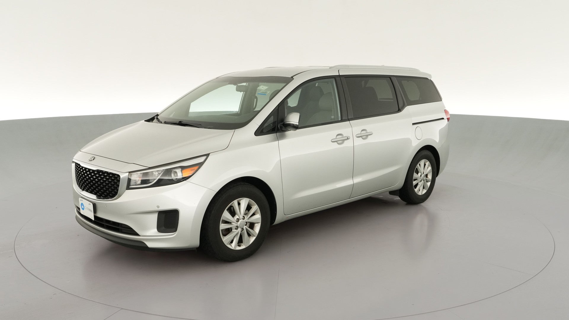 2017 Kia Sedona vehicle photo
