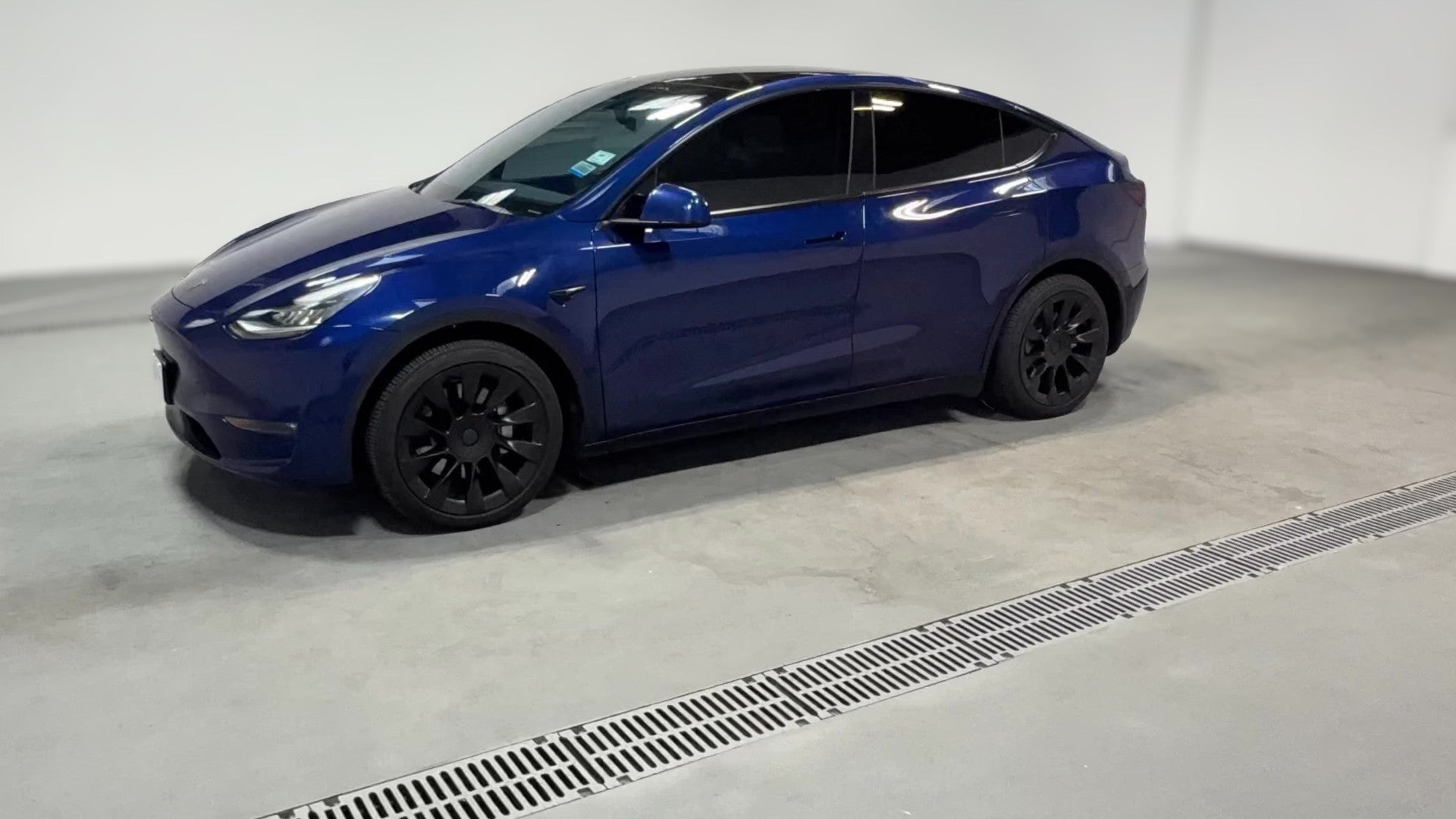 2021 Tesla Model Y vehicle photo