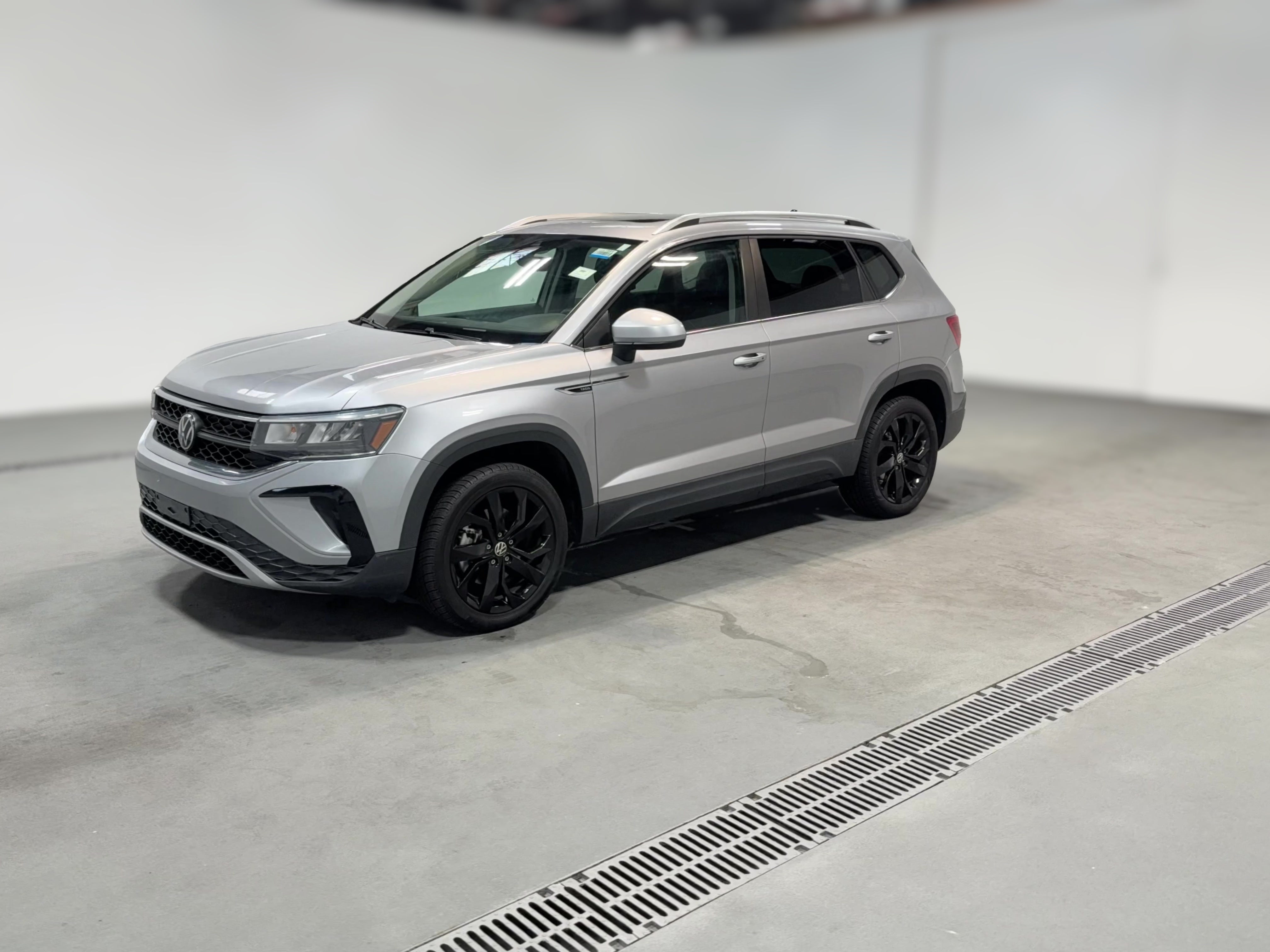 2023 Volkswagen Taos SE - Photo 25