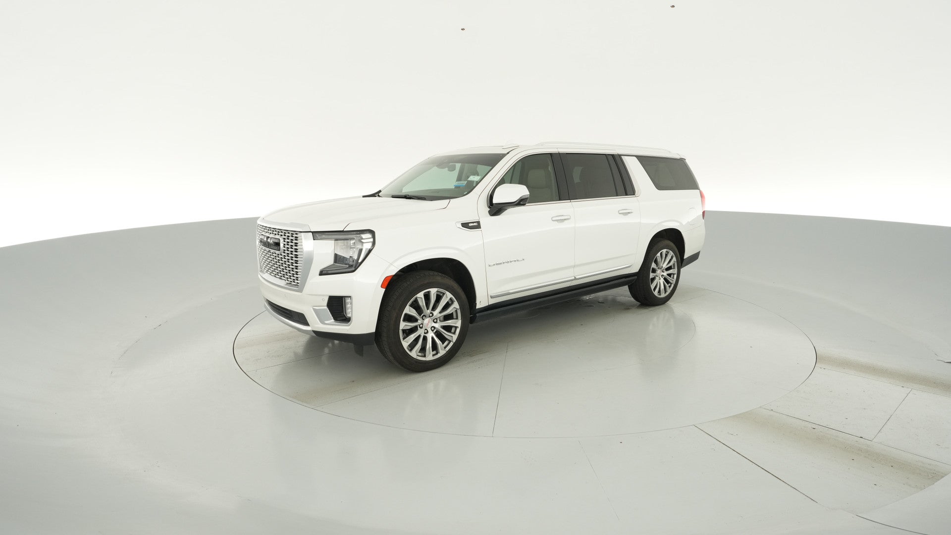 2022 GMC Yukon XL vehicle photo