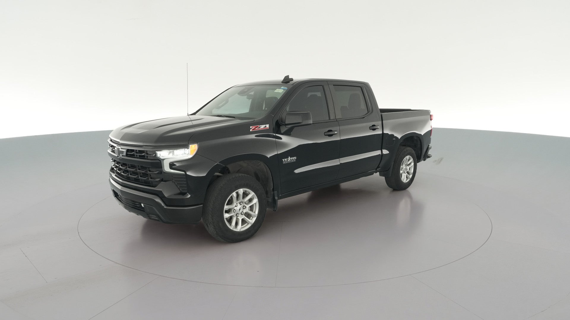 2023 Chevrolet Silverado 1500 Crew Cab vehicle photo