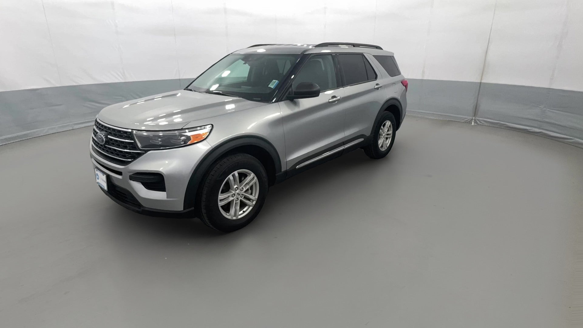 2023 Ford Explorer vehicle photo