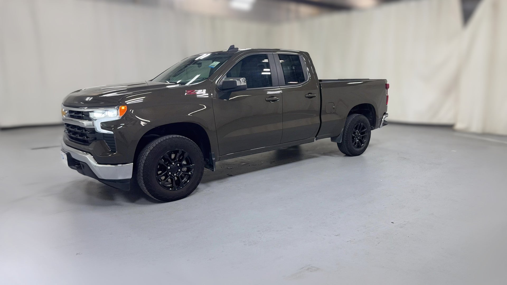 2023 Chevrolet Silverado 1500 Double Cab vehicle photo