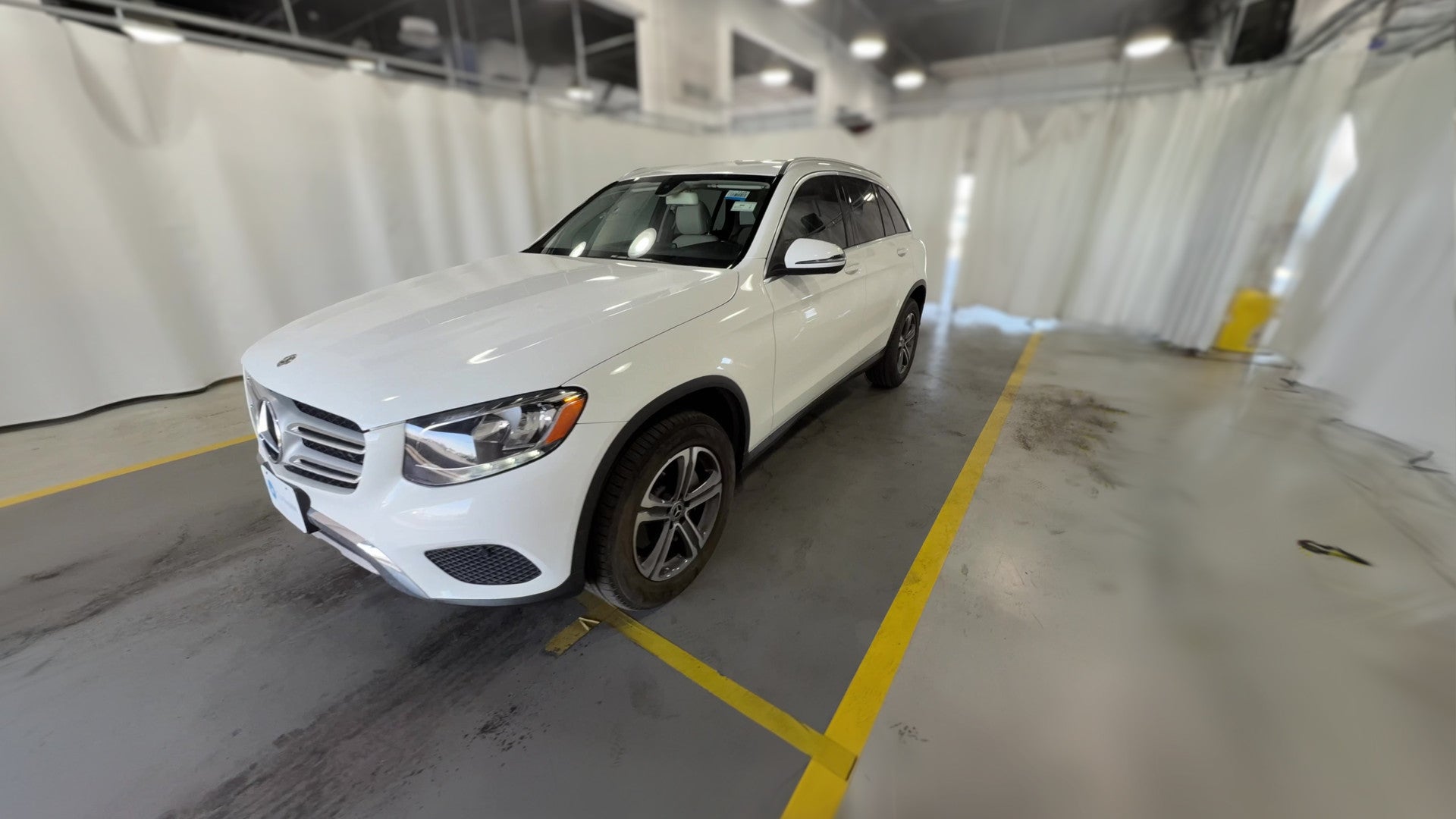 2019 Mercedes-Benz GLC vehicle photo