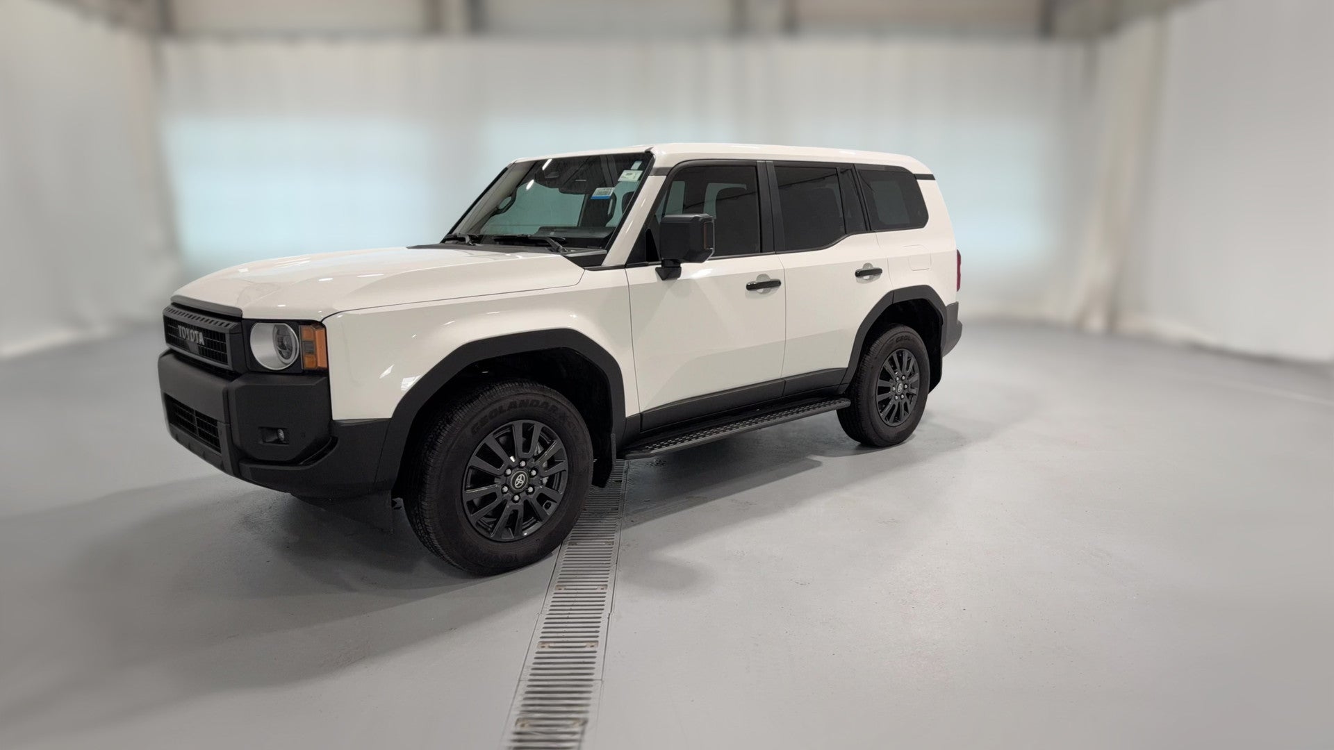 2026 Toyota Land Cruiser vehicle photo