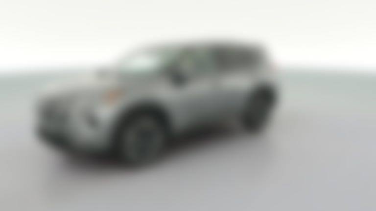 2024 Nissan Rogue vehicle photo