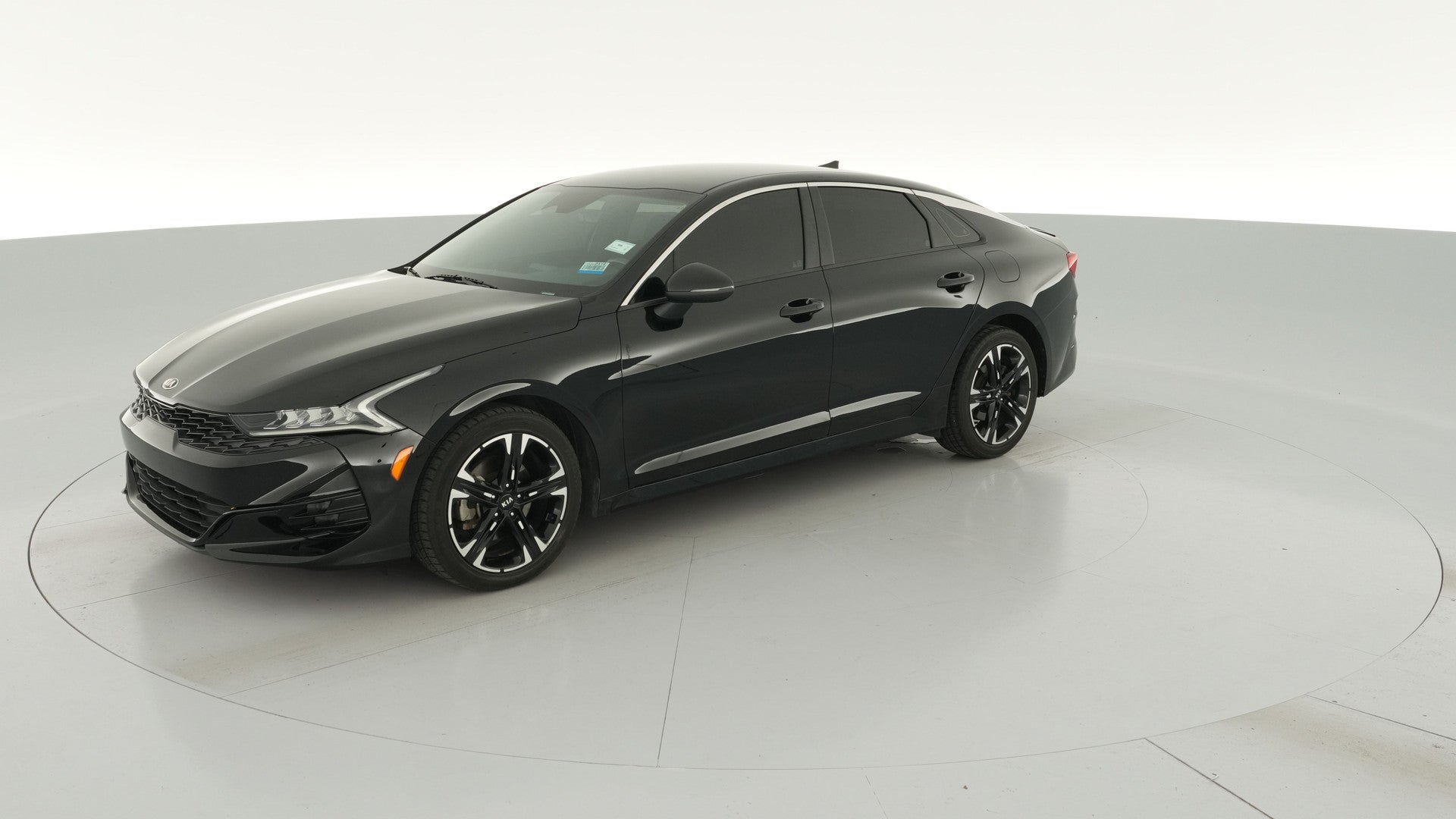 2021 Kia K5 vehicle photo