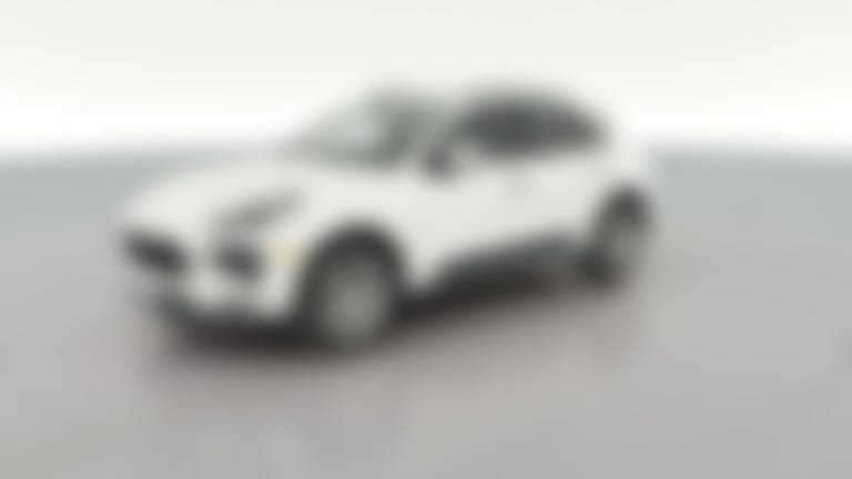 2021 Porsche Macan vehicle photo